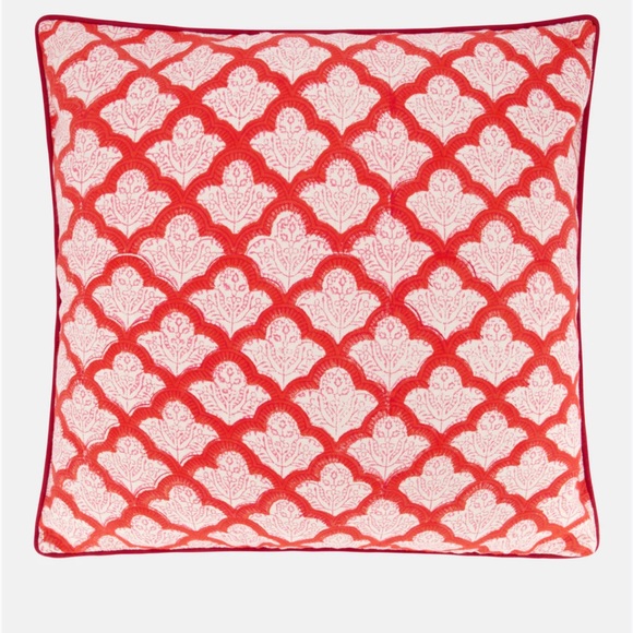 SOLD Roller Rabbit Jemina Decorative Pillow - Picture 2 of 6